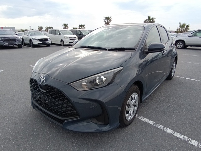 TOYOTA YARIS photo 2