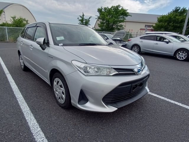 TOYOTA COROLLA FIELDER 2019
