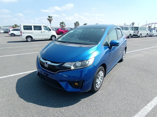 HONDA FIT photo 2
