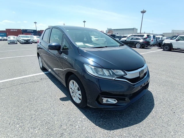 HONDA FIT HYBRID 2019
