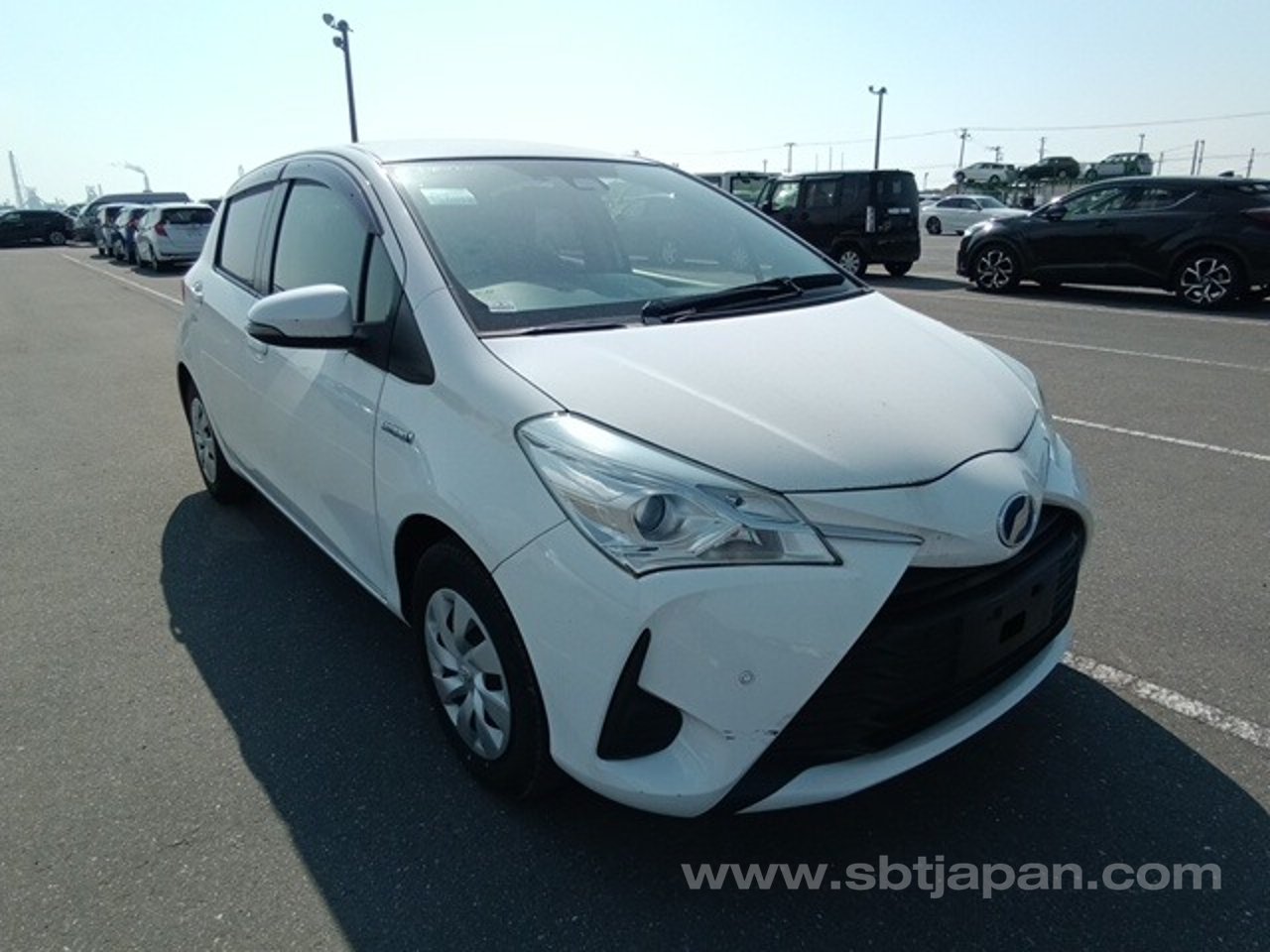 2019 Toyota Vitz, photo 1 of 1