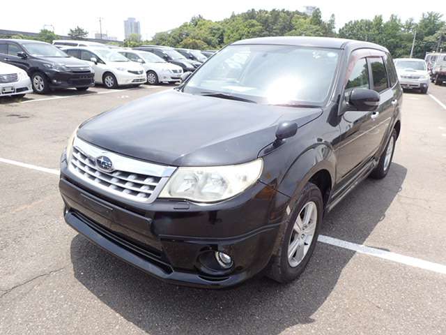 SUBARU FORESTER photo 2