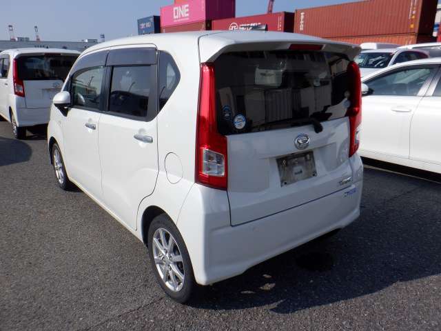DAIHATSU MOVE photo 3