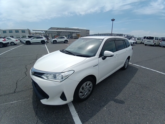 TOYOTA COROLLA FIELDER photo 2