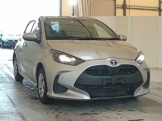 TOYOTA YARIS 2023