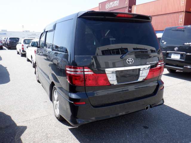 TOYOTA ALPHARD photo 3