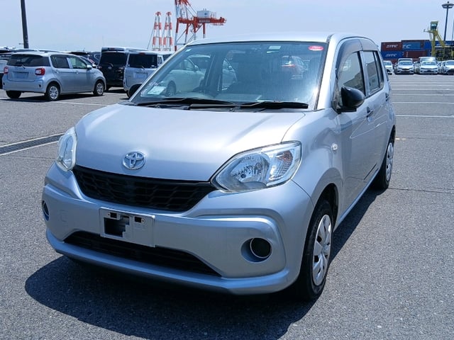TOYOTA PASSO photo 2