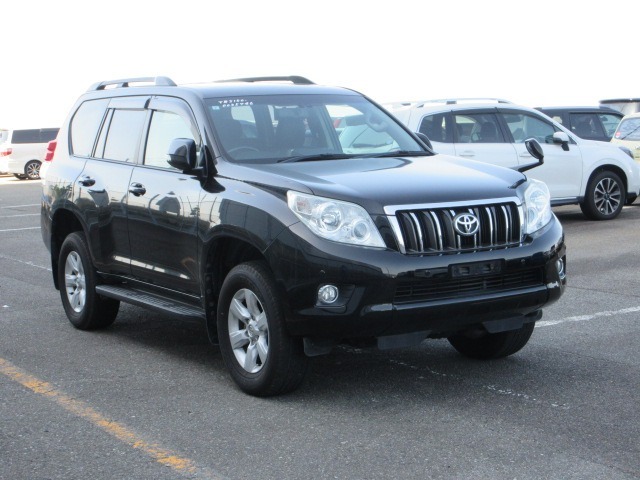 TOYOTA LAND CRUISER PRADO 2013