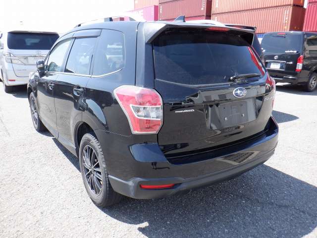 SUBARU FORESTER photo 3