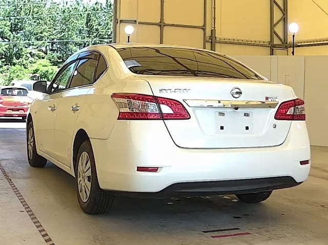 NISSAN SYLPHY photo 3