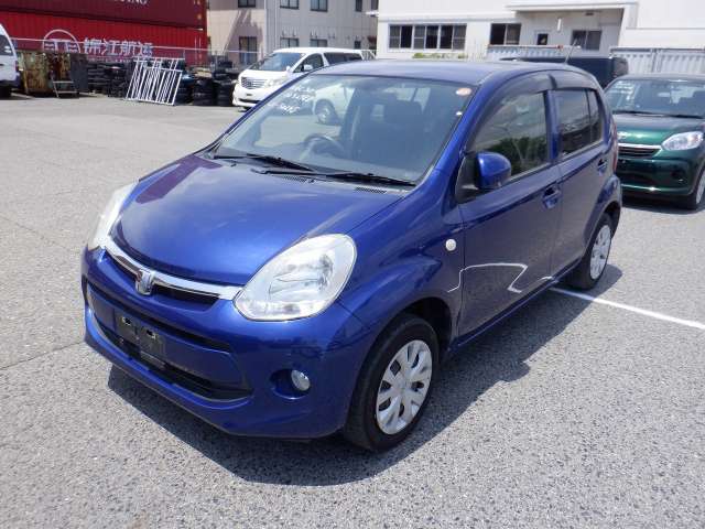 TOYOTA PASSO photo 2