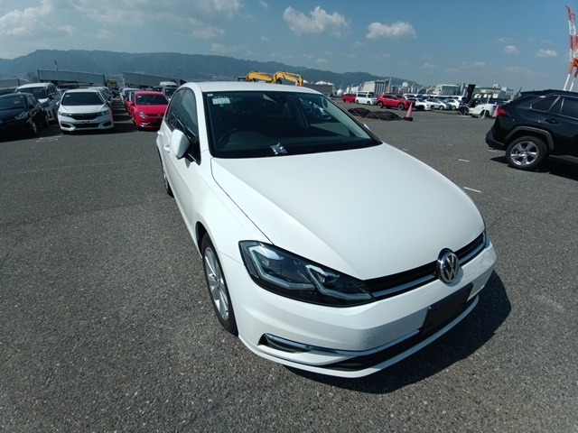 VOLKSWAGEN GOLF 2018