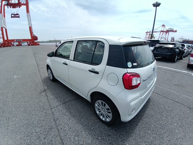 TOYOTA PASSO photo 3