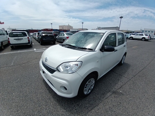 TOYOTA PASSO photo 2