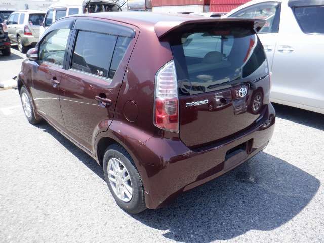 TOYOTA PASSO photo 3