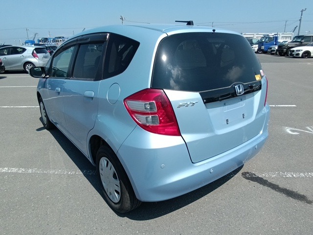 HONDA FIT photo 3