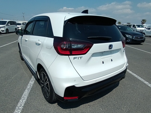 HONDA FIT photo 3