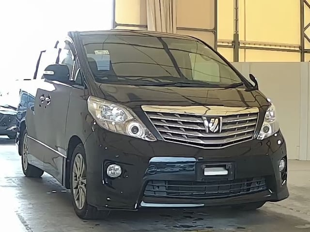TOYOTA ALPHARD 2010
