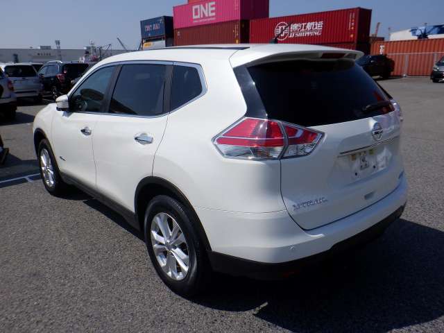 NISSAN XTRAIL photo 3