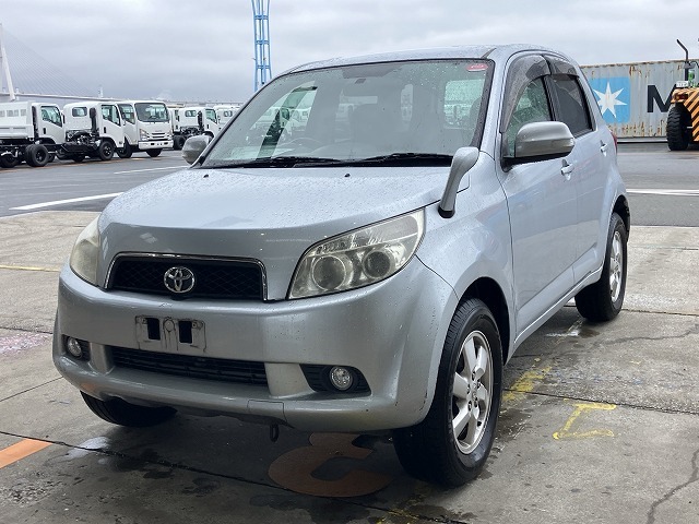 TOYOTA RUSH photo 2