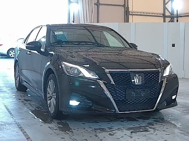 TOYOTA CROWN 2017
