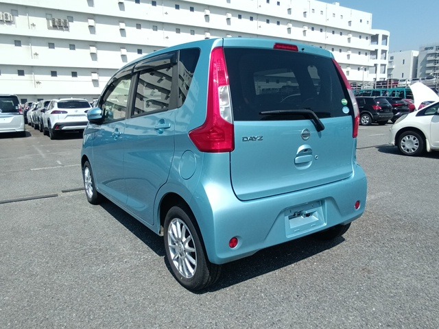 NISSAN DAYZ photo 3