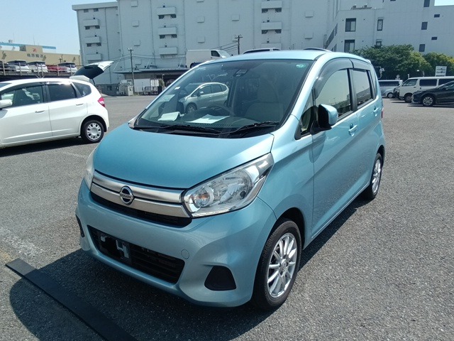 NISSAN DAYZ photo 2