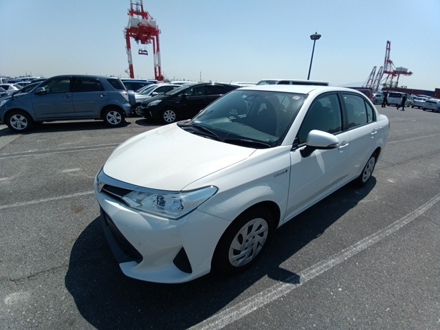 TOYOTA COROLLA AXIO photo 2