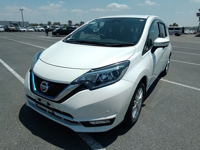 NISSAN NOTE photo 2
