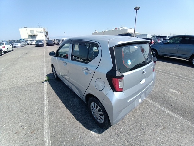 DAIHATSU MIRA ES photo 3