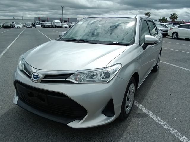 TOYOTA COROLLA AXIO photo 2