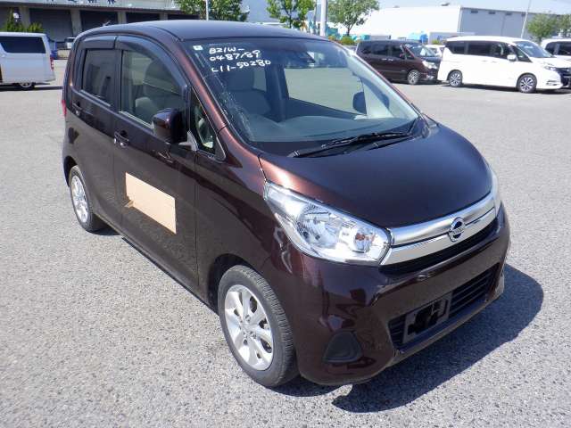 NISSAN DAYZ 2018