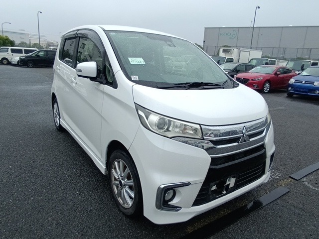 MITSUBISHI EK CUSTOM 2017