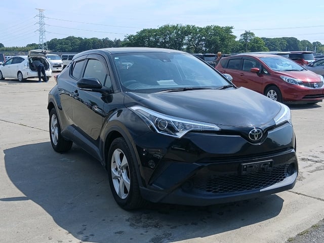 TOYOTA C-HR 2017