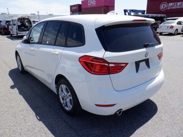 BMW 2 SERIES photo 3