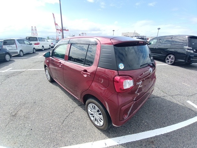 TOYOTA PASSO photo 3