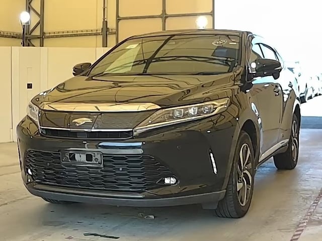 TOYOTA HARRIER photo 2