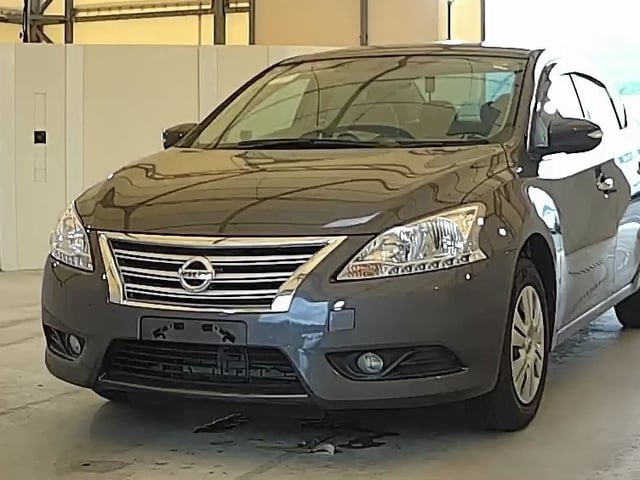 NISSAN SYLPHY photo 2