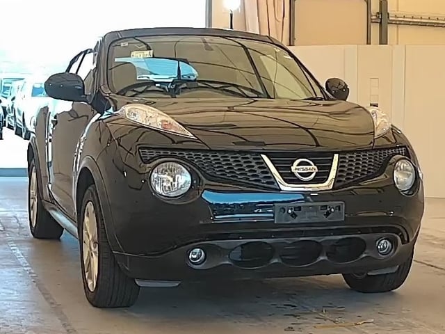 NISSAN JUKE 2011