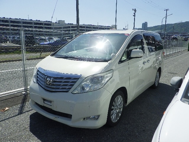 TOYOTA ALPHARD photo 2