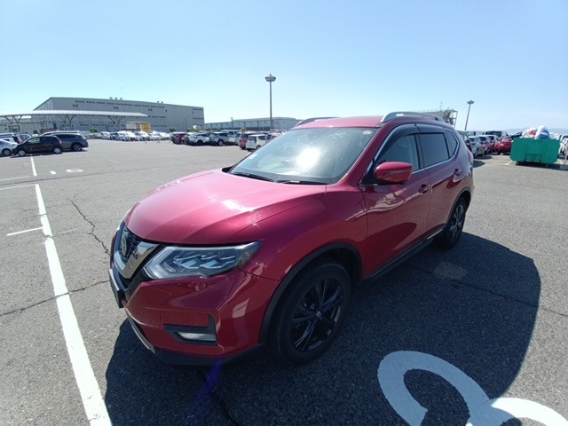 NISSAN XTRAIL photo 2