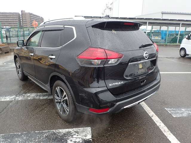 NISSAN XTRAIL photo 3