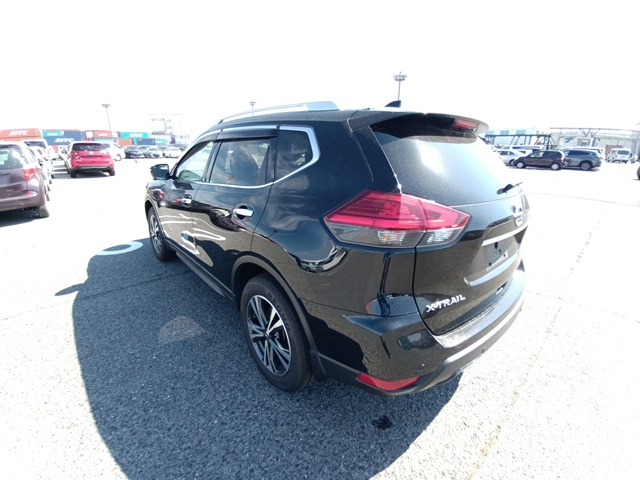 NISSAN XTRAIL photo 3