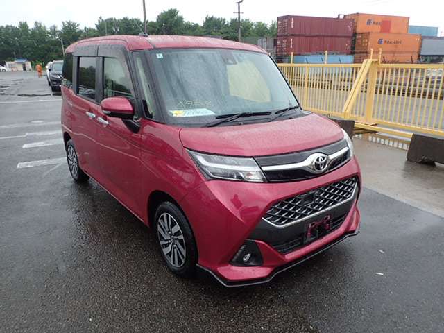 TOYOTA TANK 2018