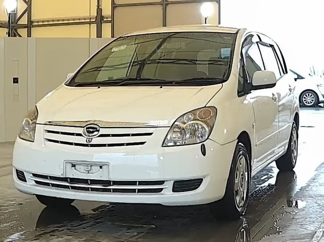 TOYOTA COROLLA SPACIO photo 2