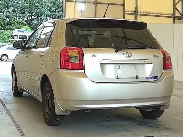 TOYOTA COROLLA RUNX photo 3