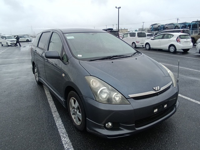 TOYOTA WISH 2003