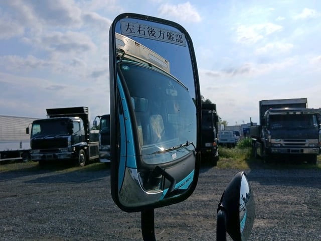 296.jpg