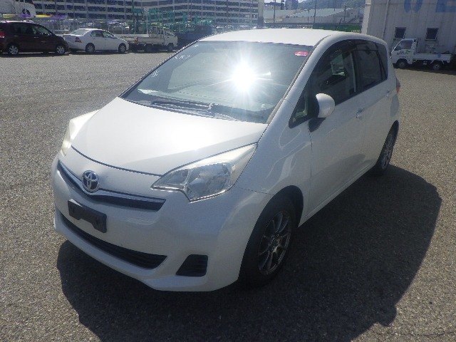 TOYOTA RACTIS photo 2