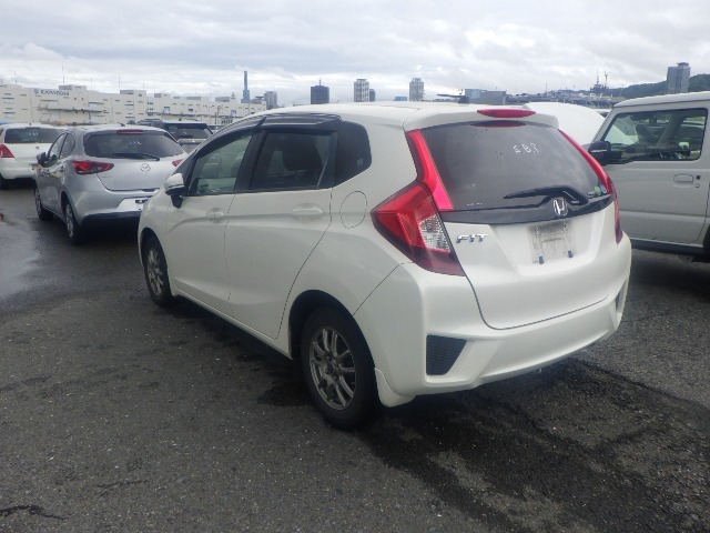 HONDA FIT photo 3